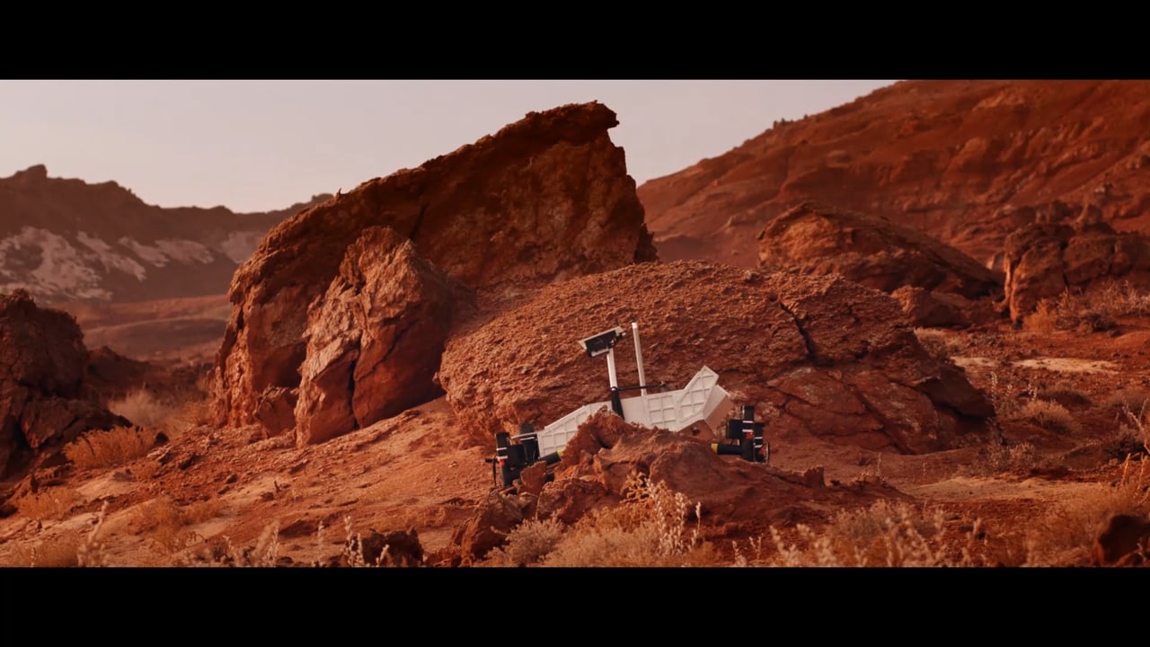 EARTH7. The space rover destined for Earth