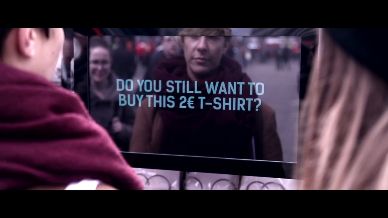 The 2 Euro T-Shirt – A Social Experiment
