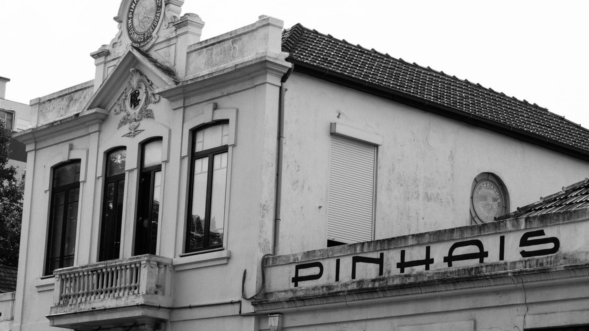 PINHAIS Typeface